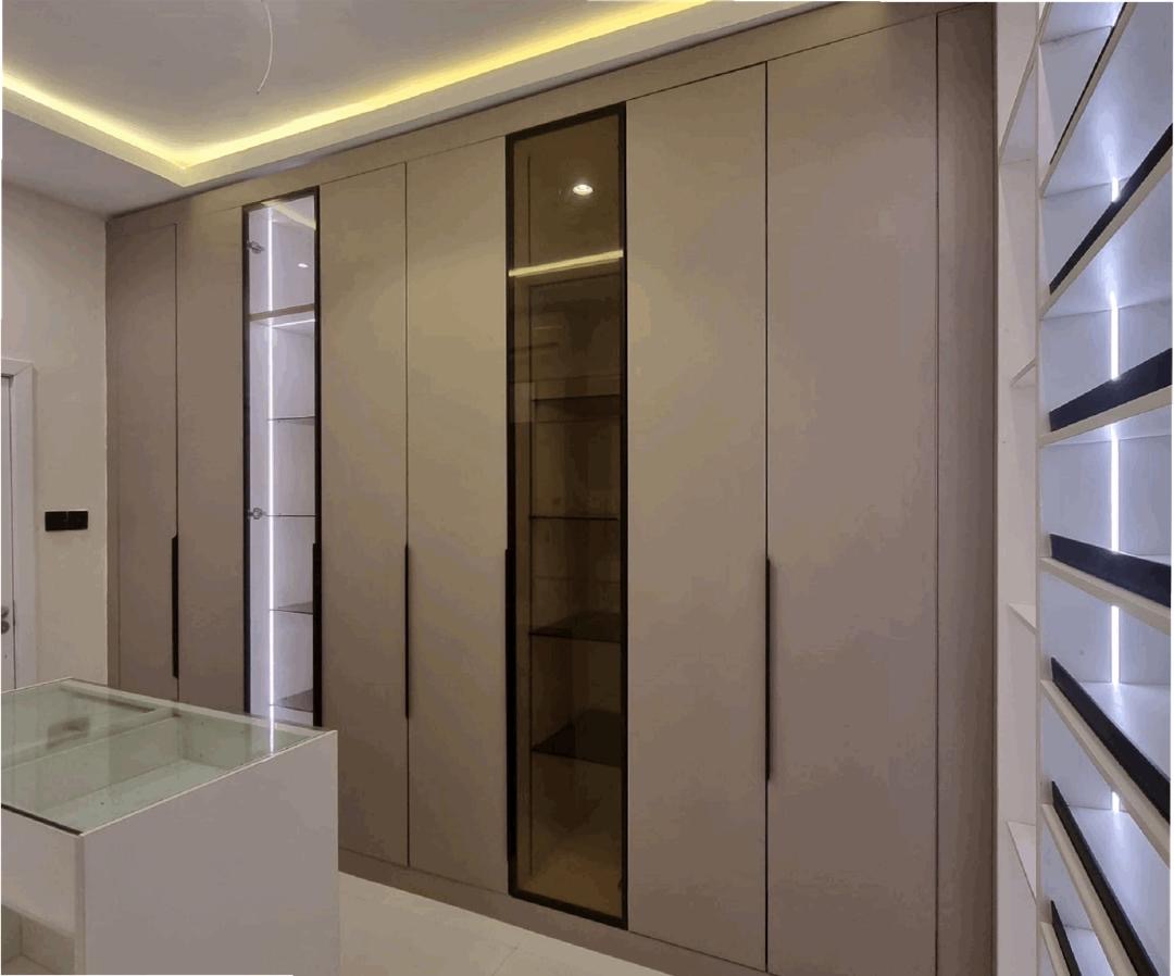 Entertainment Suite - Image 4